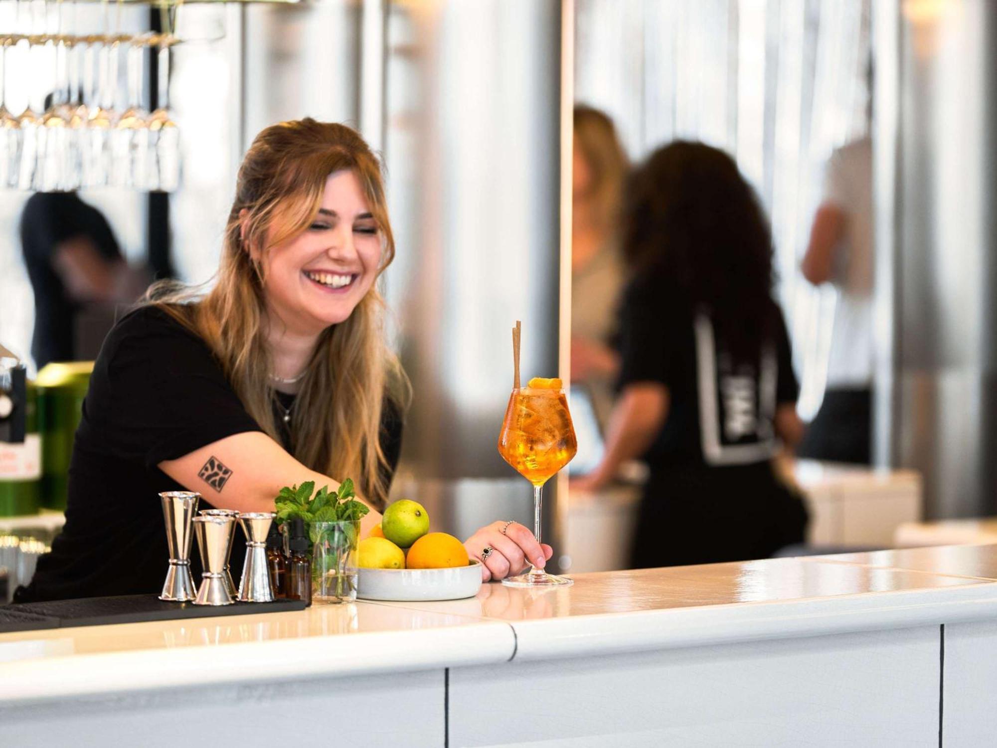 Tribe Paris Clichy Hotel Luaran gambar