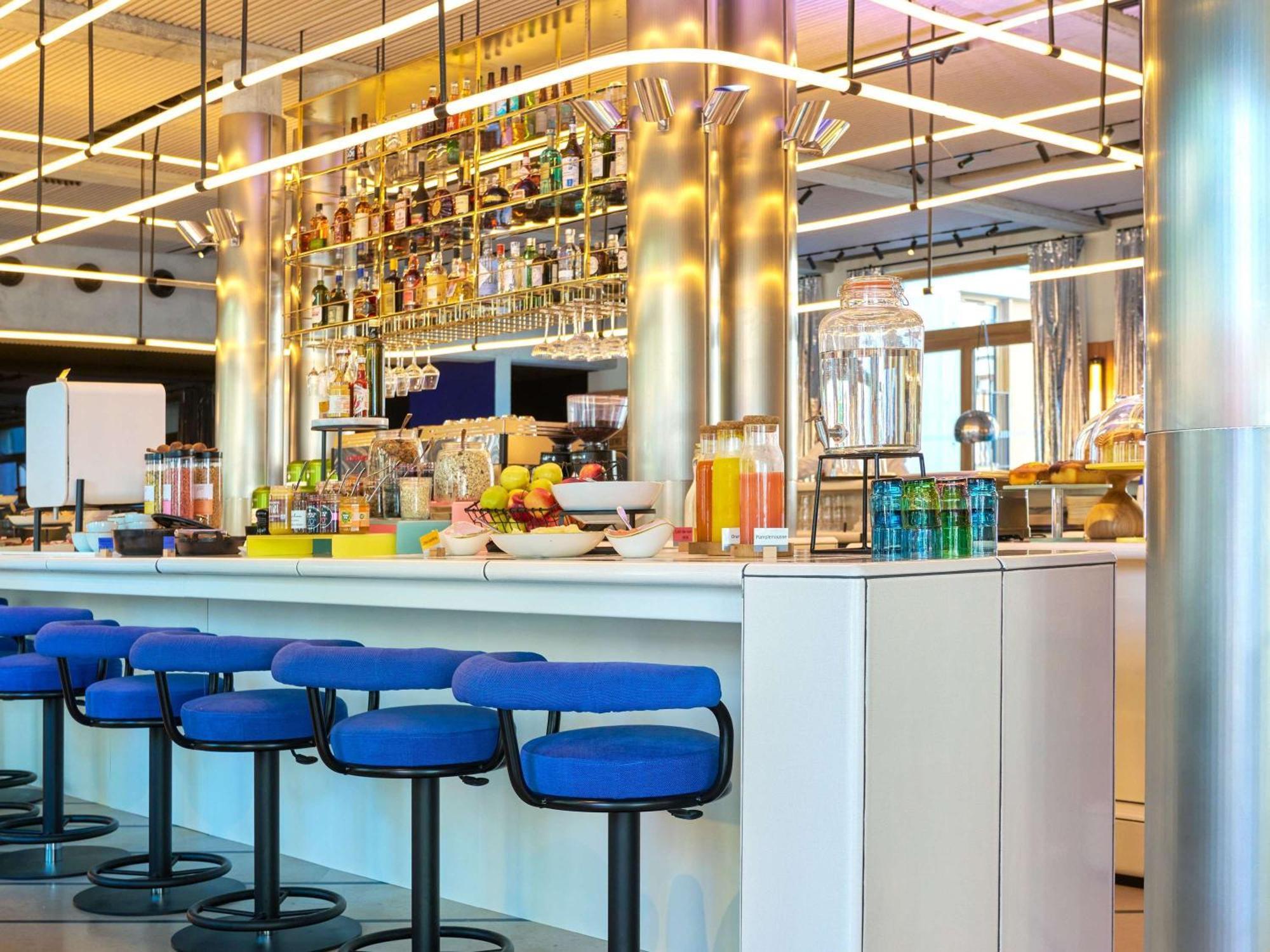 Tribe Paris Clichy Hotel Luaran gambar